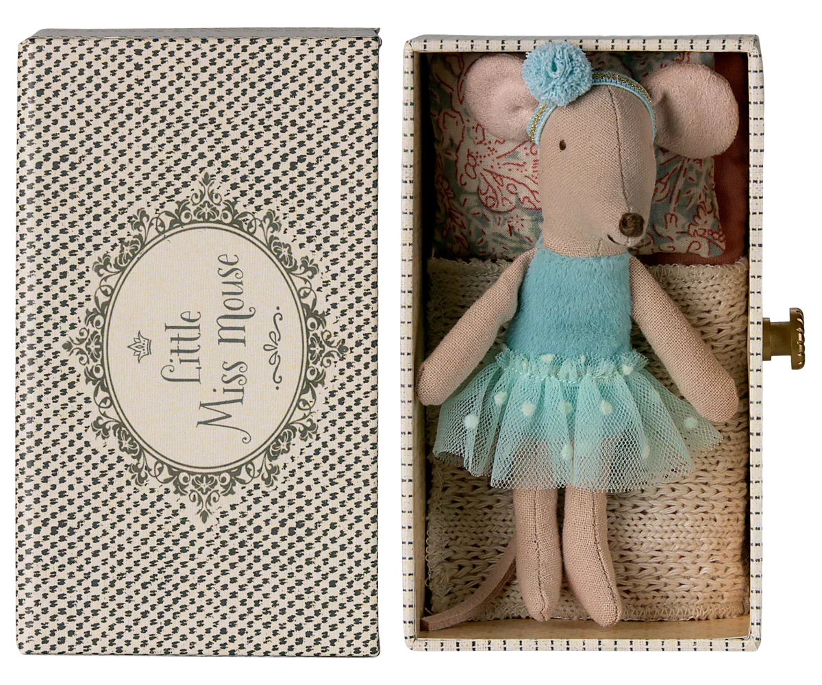 Maileg Dance mouse in daybed, Little sister - Blue